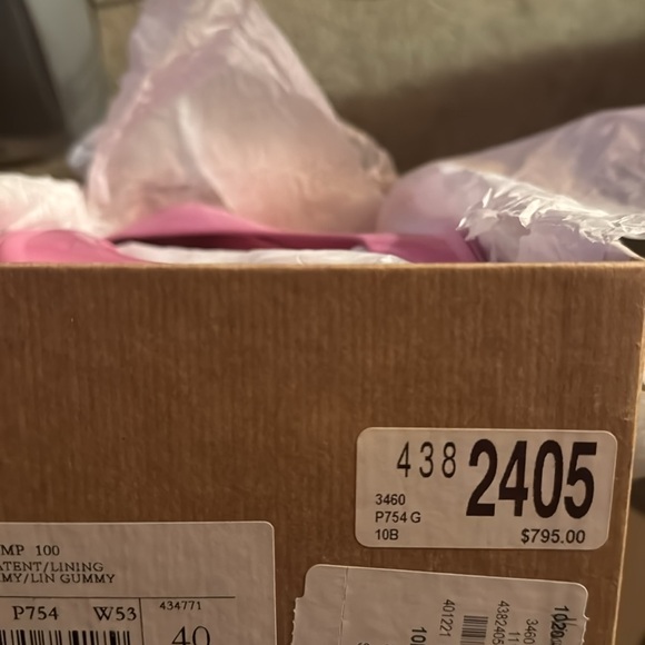 CL Fabulously Sexy & Pretty in Pink Patent!!b - Picture 3 of 11